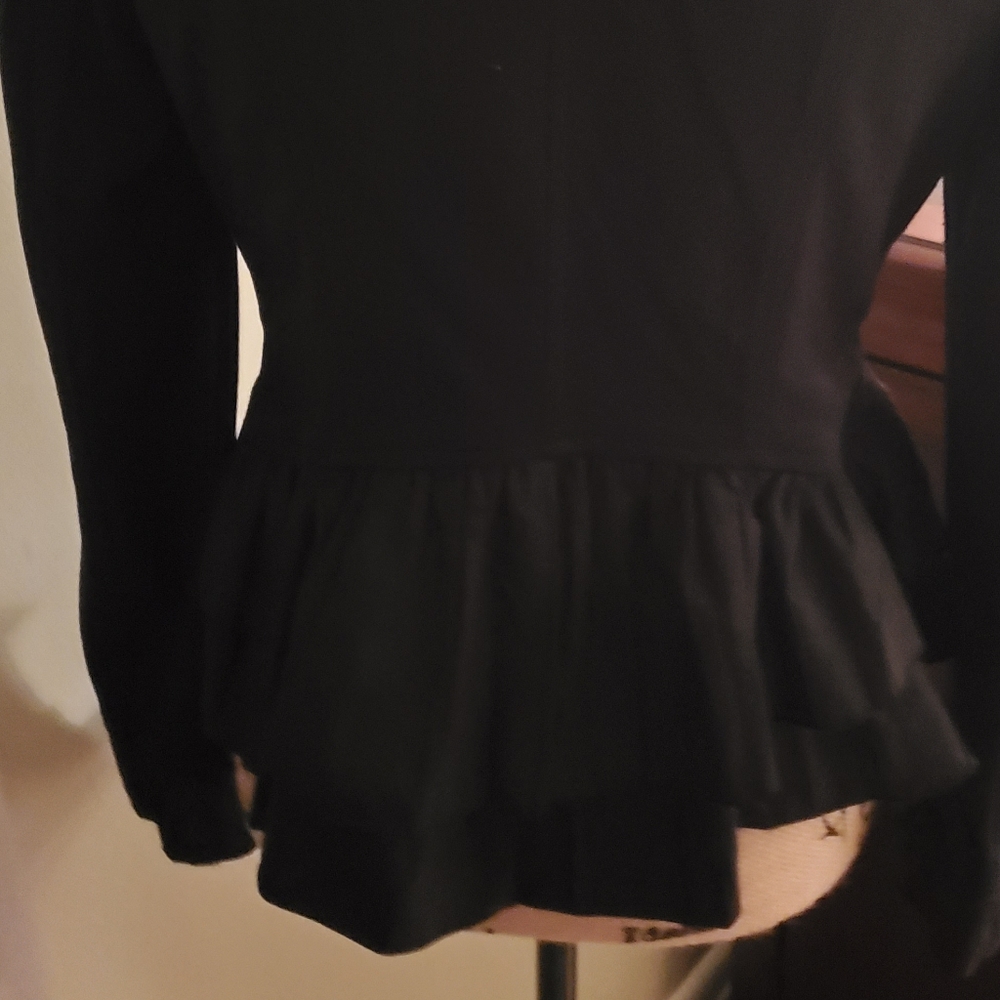 Ruffled jacket - Picture 3 of 3